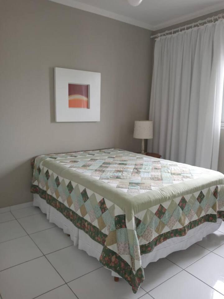 Apartamento completo na calçada da praia Apartman Guarujá Kültér fotó