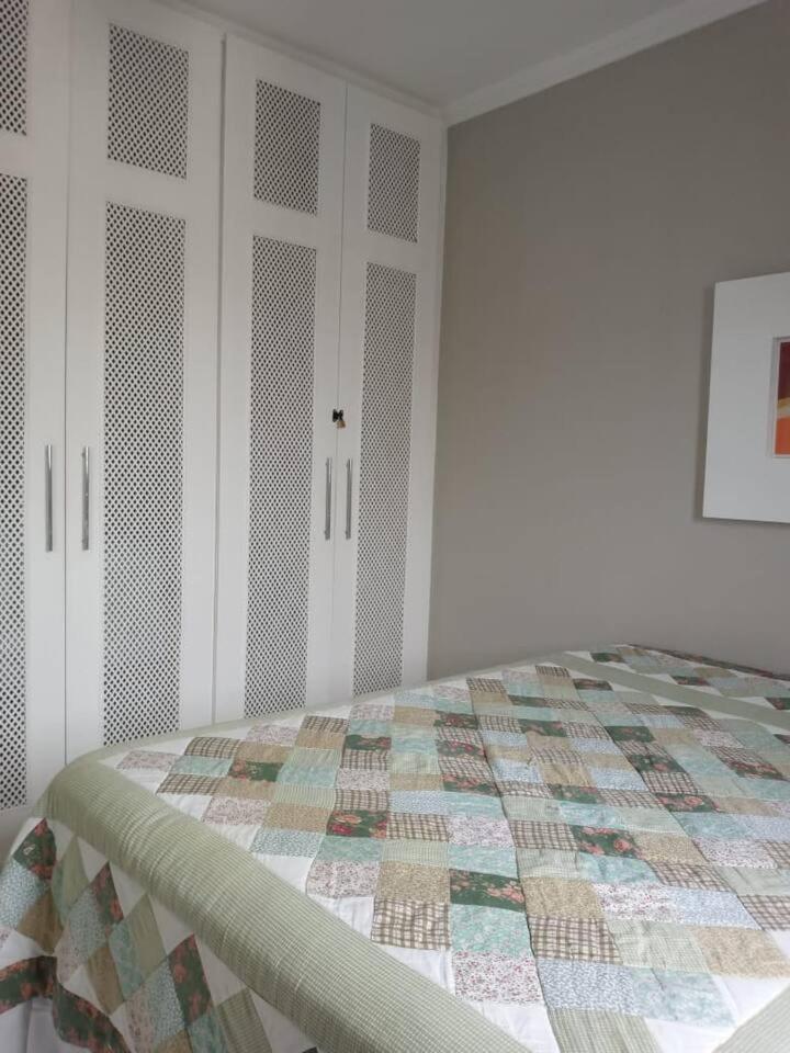 Apartamento completo na calçada da praia Apartman Guarujá Kültér fotó